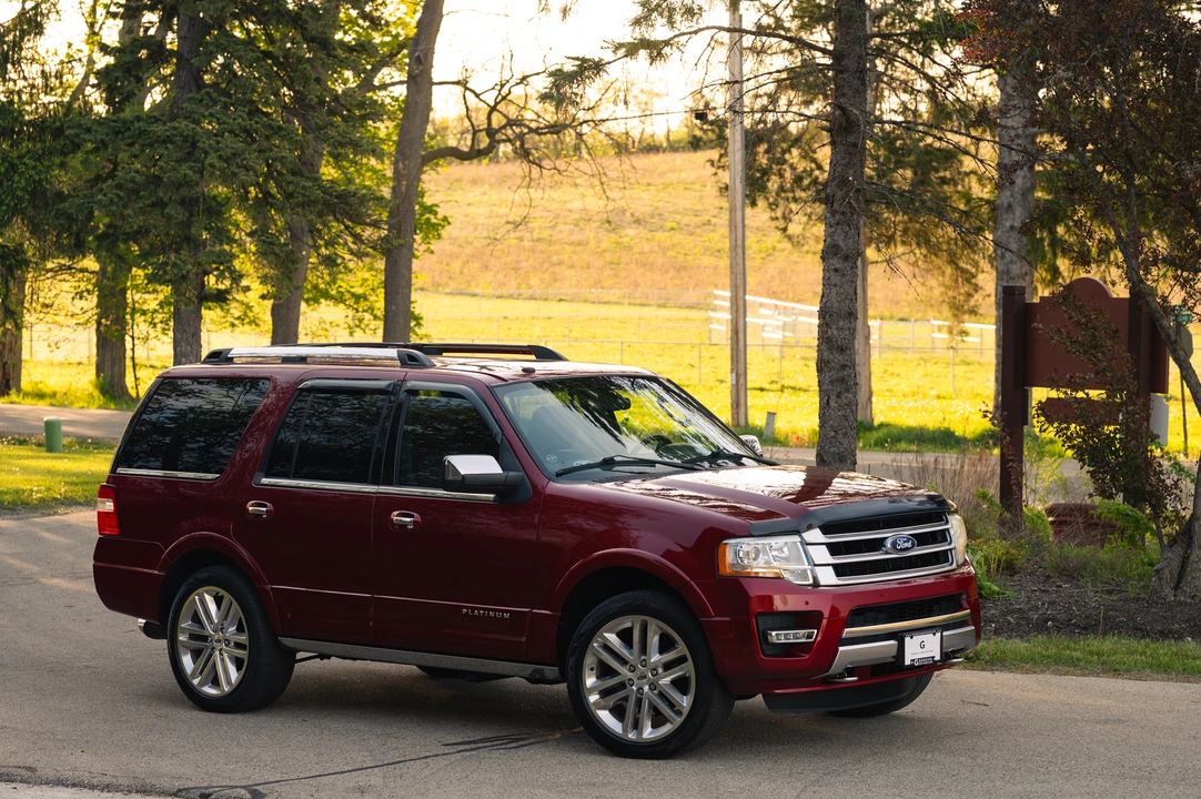 2016 Ford Expedition 3rd Gen - Image 29 of 31