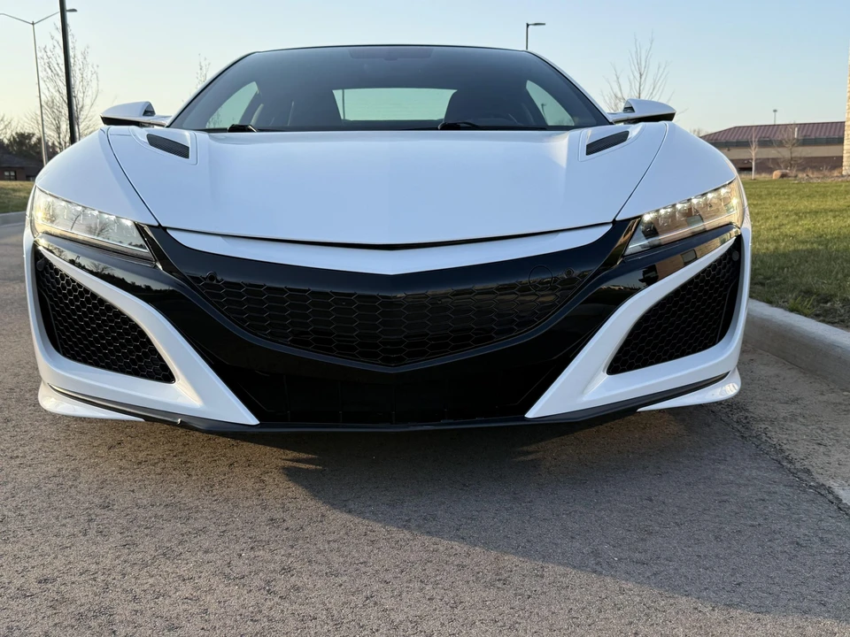 2017 Acura NC1 NSX - Image 15 of 31