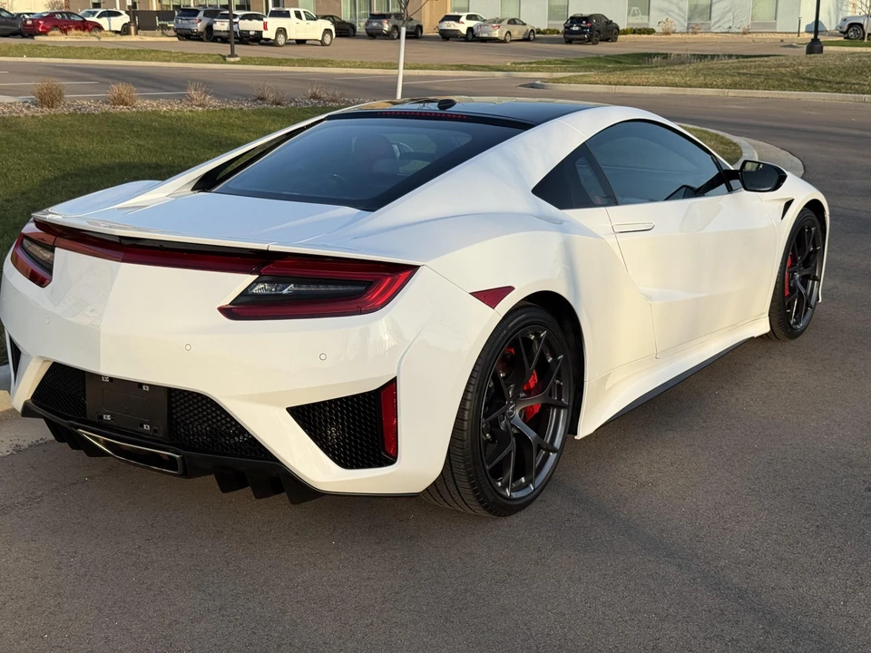 2017 Acura NC1 NSX - Image 7 of 31