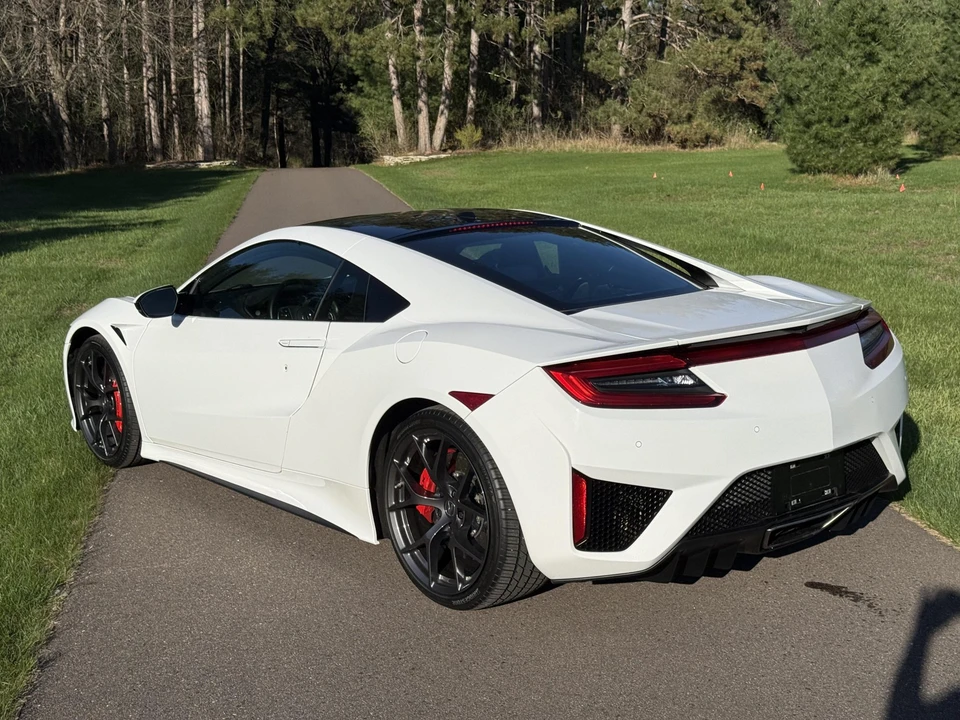 2017 Acura NC1 NSX - Image 4 of 31