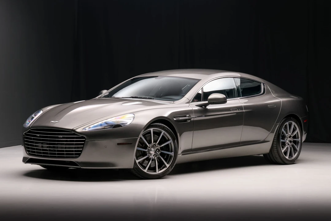 2017 Aston Martin Rapide - Image 4 of 31