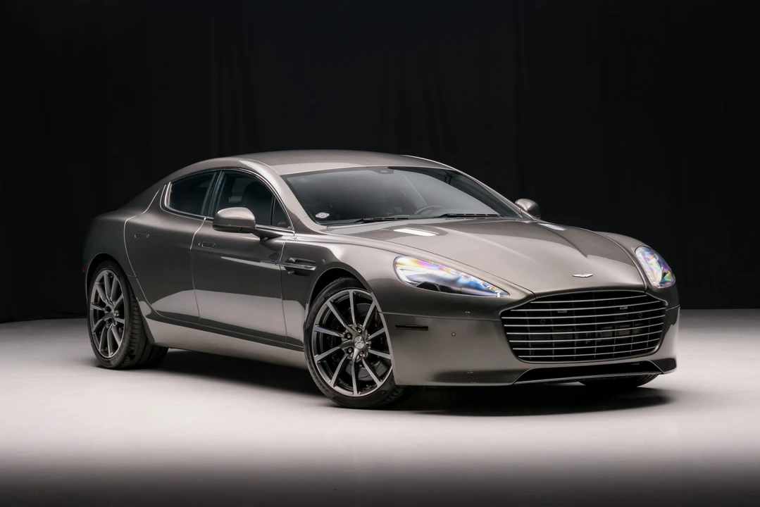 2017 Aston Martin Rapide - Image 13 of 31