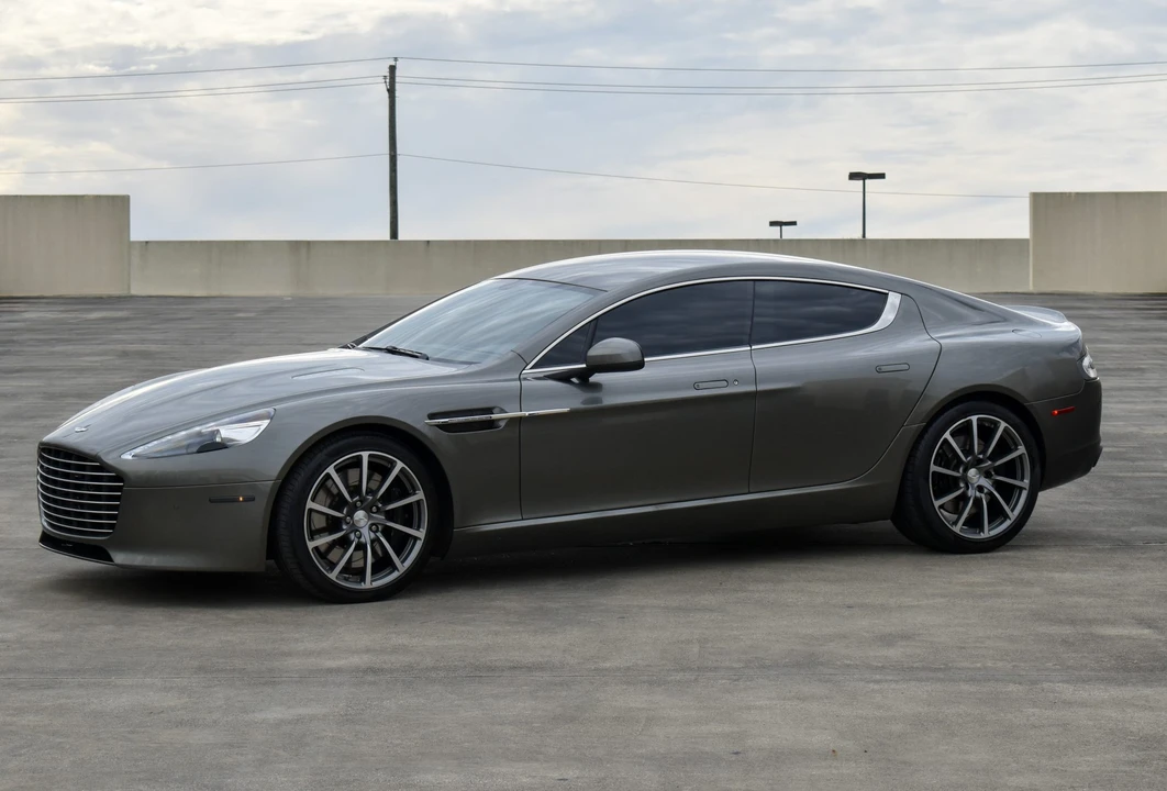 2017 Aston Martin Rapide - Image 5 of 31