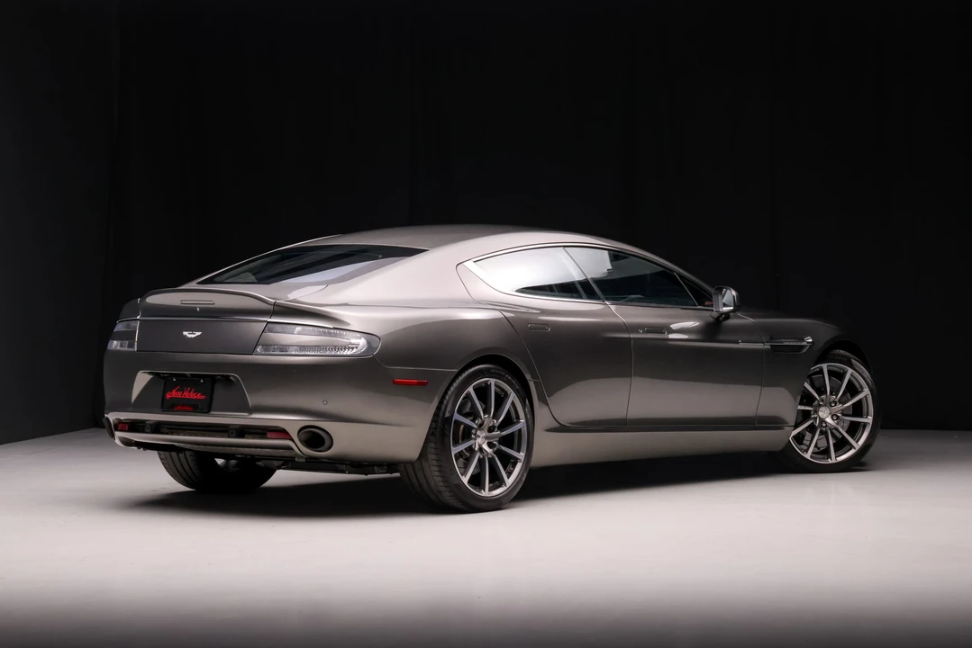 2017 Aston Martin Rapide - Image 11 of 31