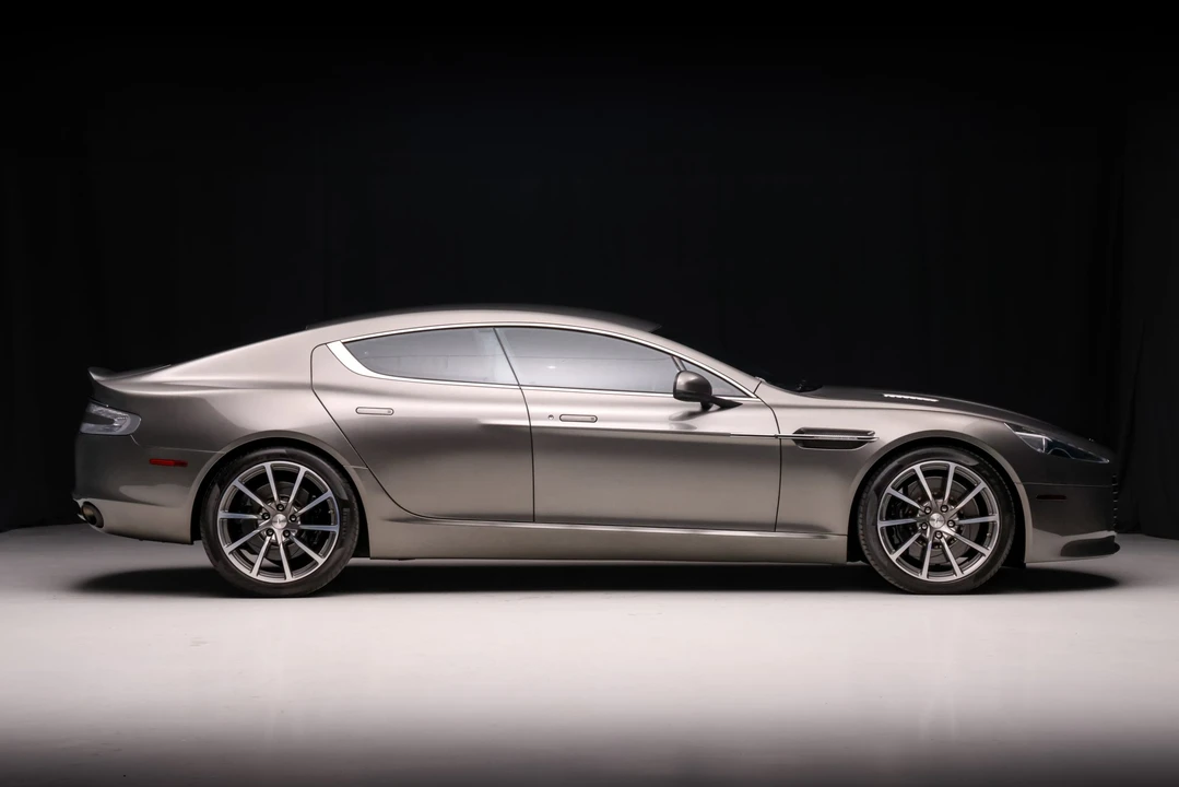 2017 Aston Martin Rapide - Image 12 of 31