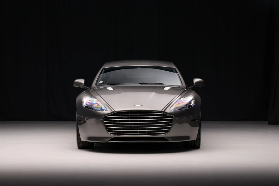 2017 Aston Martin Rapide - Image 15 of 31