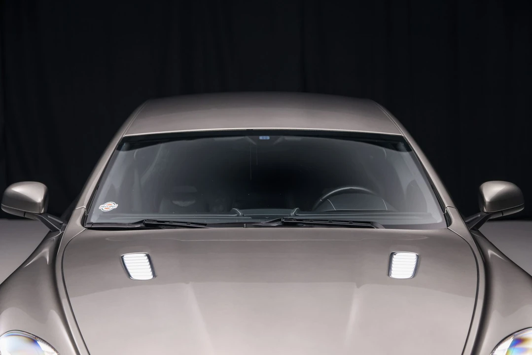 2017 Aston Martin Rapide - Image 23 of 31