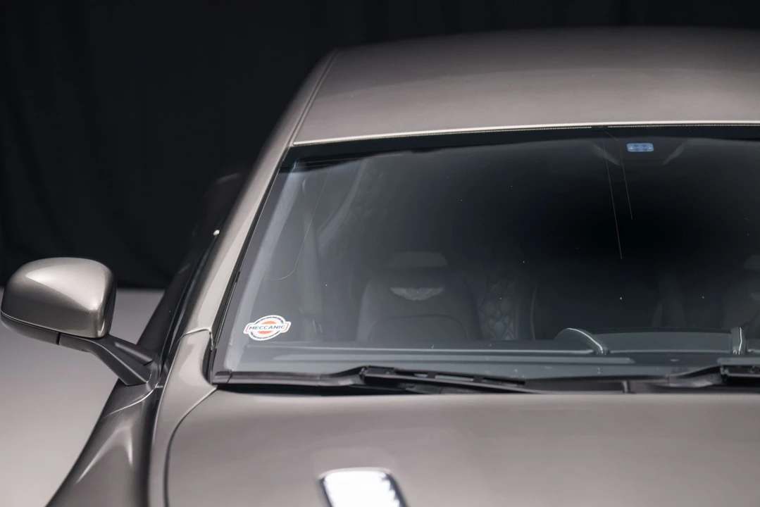 2017 Aston Martin Rapide - Image 24 of 31