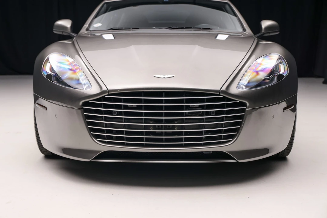 2017 Aston Martin Rapide - Image 16 of 31