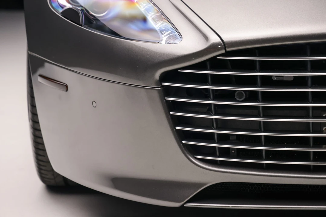 2017 Aston Martin Rapide - Image 20 of 31