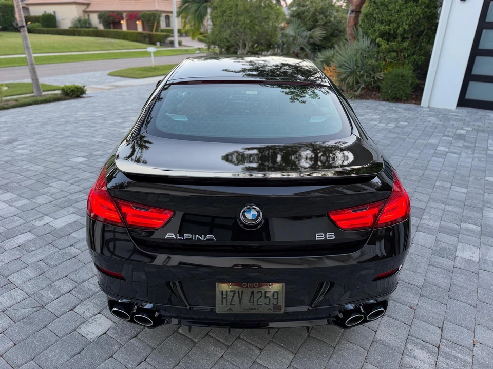 2017 BMW Alpina B6 - Image 7 of 31