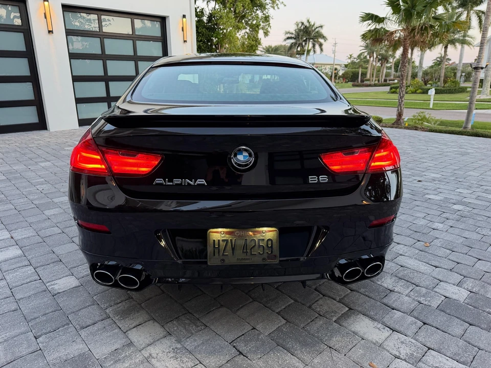 2017 BMW Alpina B6 - Image 8 of 31
