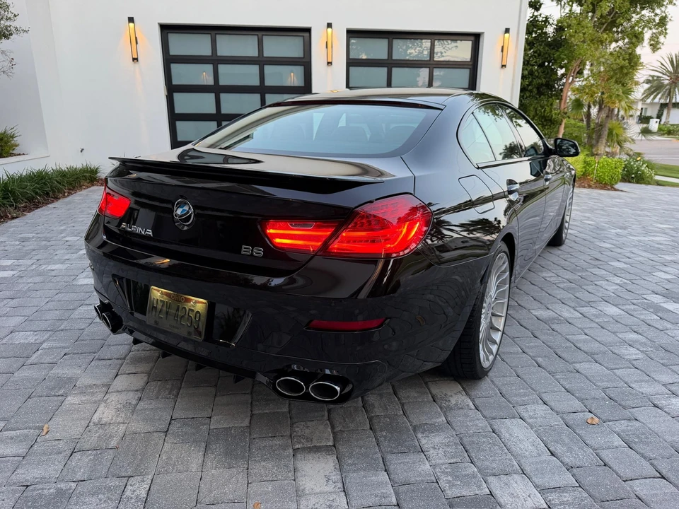 2017 BMW Alpina B6 - Image 10 of 31