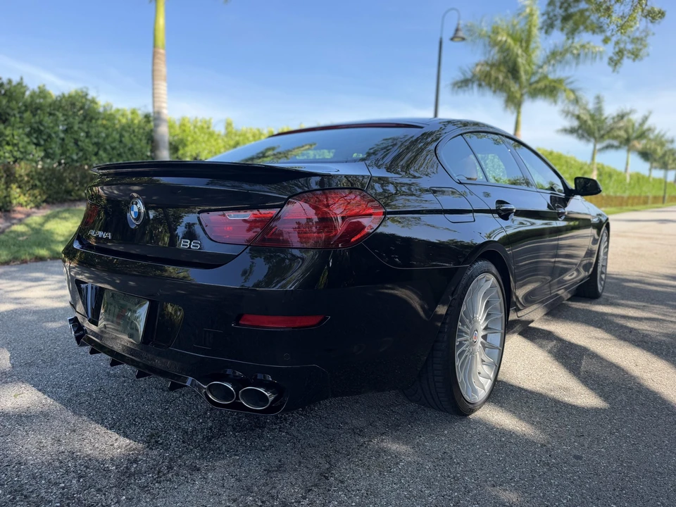 2017 BMW Alpina B6 - Image 27 of 31