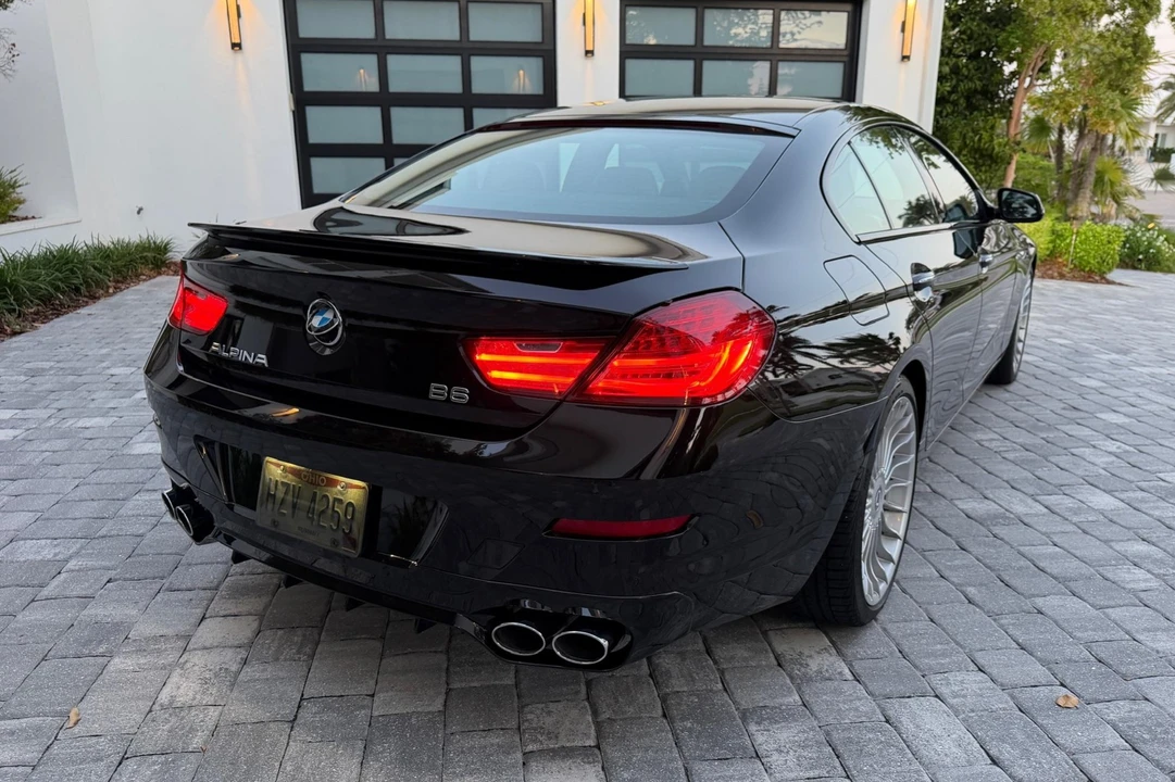 2017 BMW Alpina B6 - Image 11 of 31