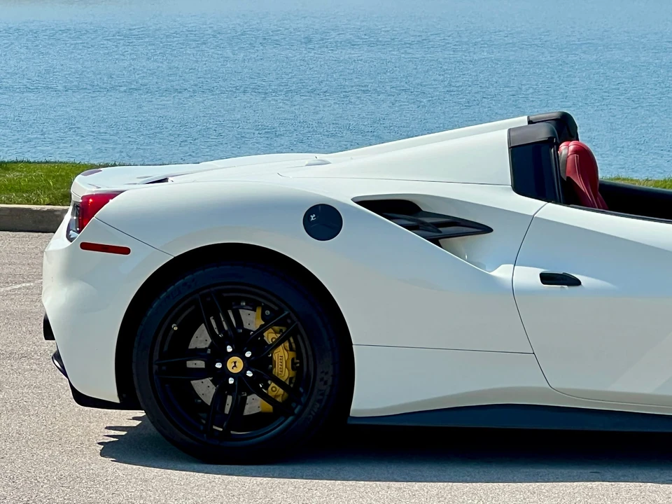 2017 Ferrari 488 Spider - Image 29 of 31
