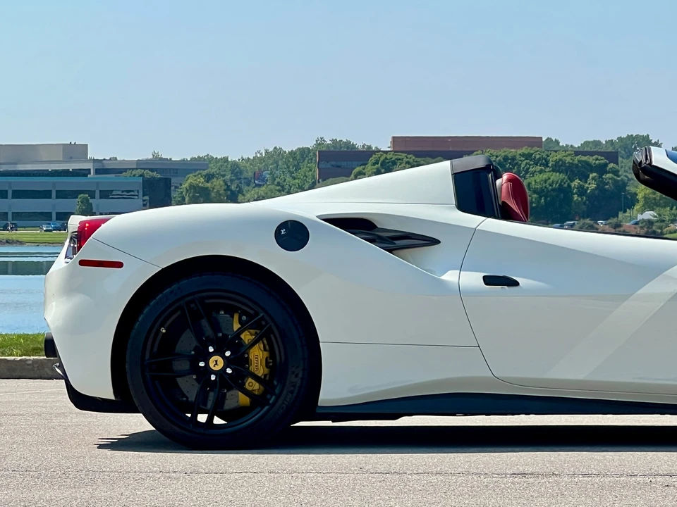 2017 Ferrari 488 Spider - Image 28 of 31