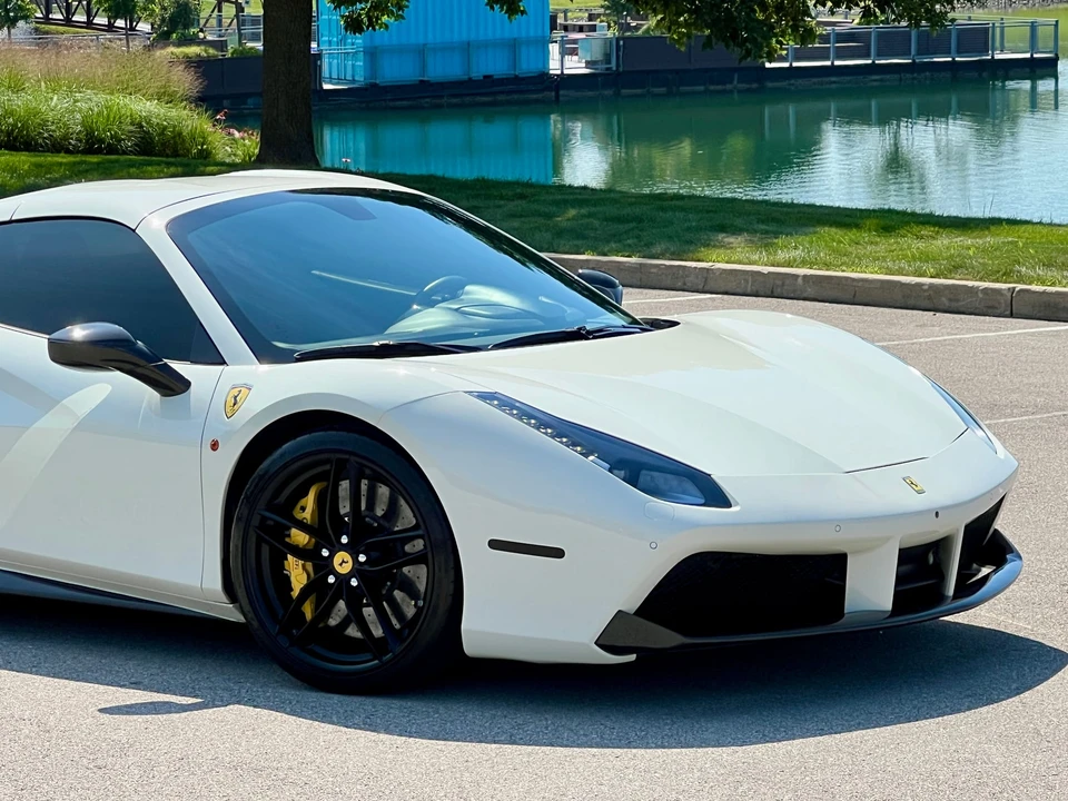 2017 Ferrari 488 Spider - Image 23 of 31