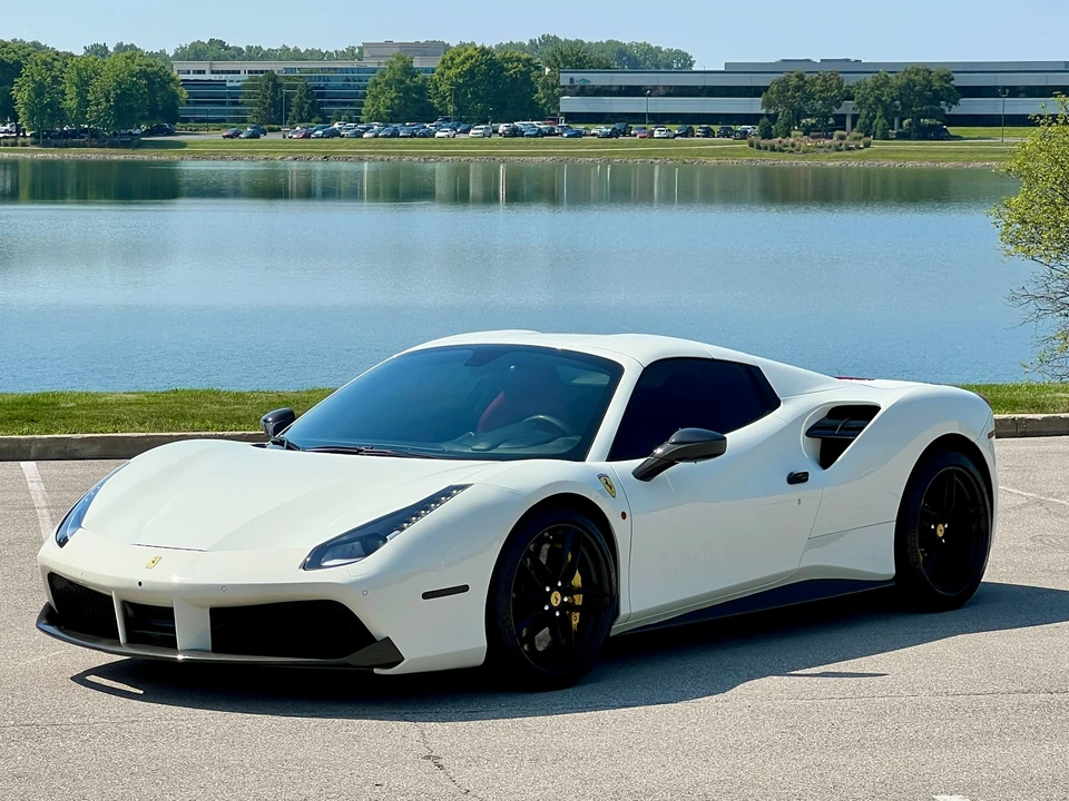 2017 Ferrari 488 Spider - Image 3 of 31