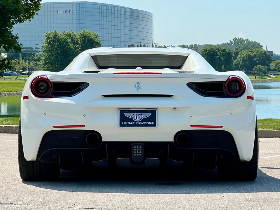 2017 Ferrari 488 Spider - Image 14 of 31