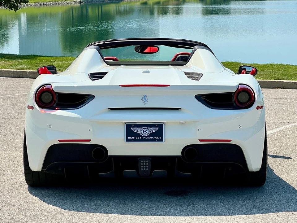 2017 Ferrari 488 Spider - Image 15 of 31