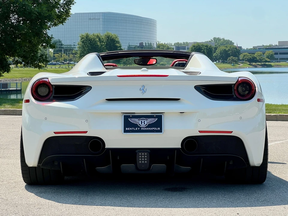 2017 Ferrari 488 Spider - Image 16 of 31