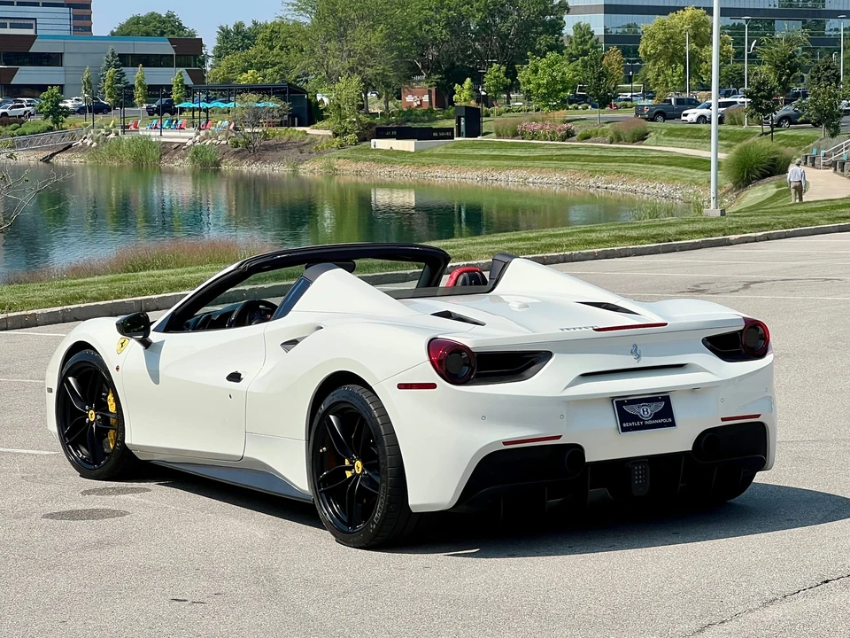 2017 Ferrari 488 Spider - Image 20 of 31