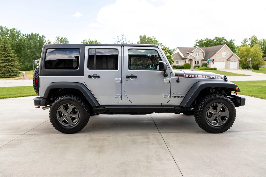 2017 Jeep JK Wrangler - Image 4 of 31