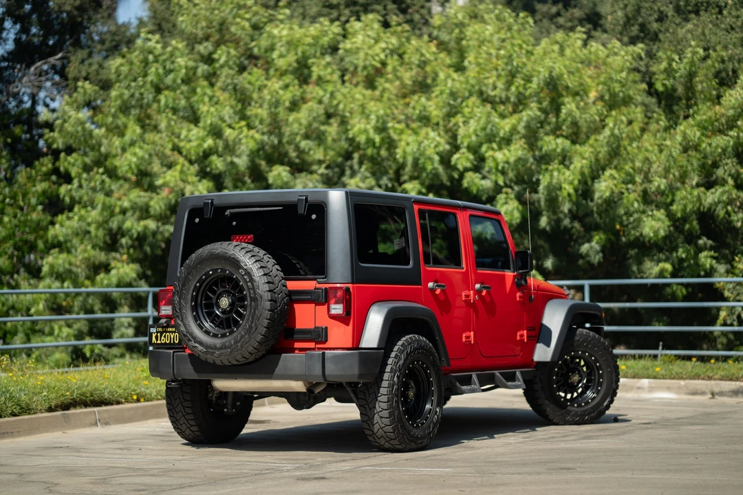 2017 Jeep JK Wrangler - Image 6 of 31