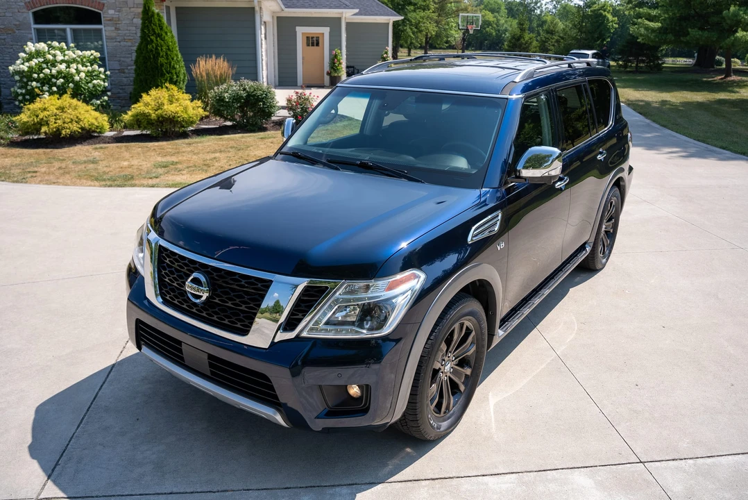 2017 Nissan Armada - Image 3 of 31