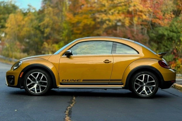2017 Volkswagen A5 Beetle - Image 3 of 7