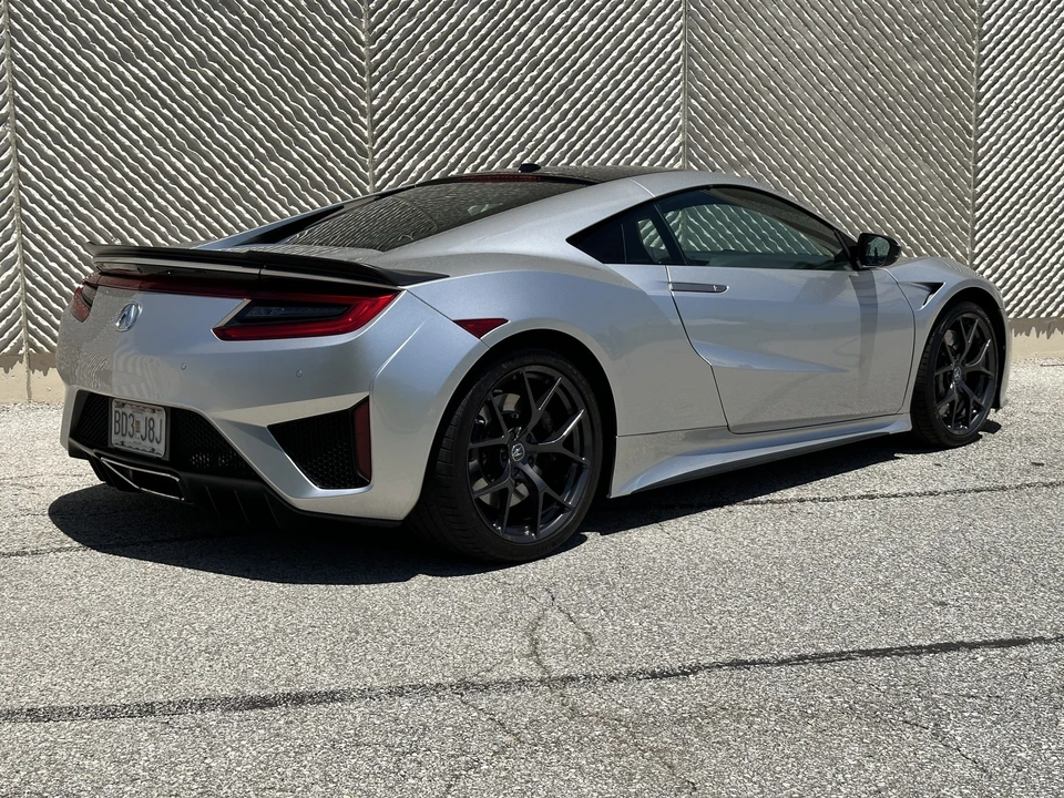 2018 Acura NC1 NSX - Image 11 of 31