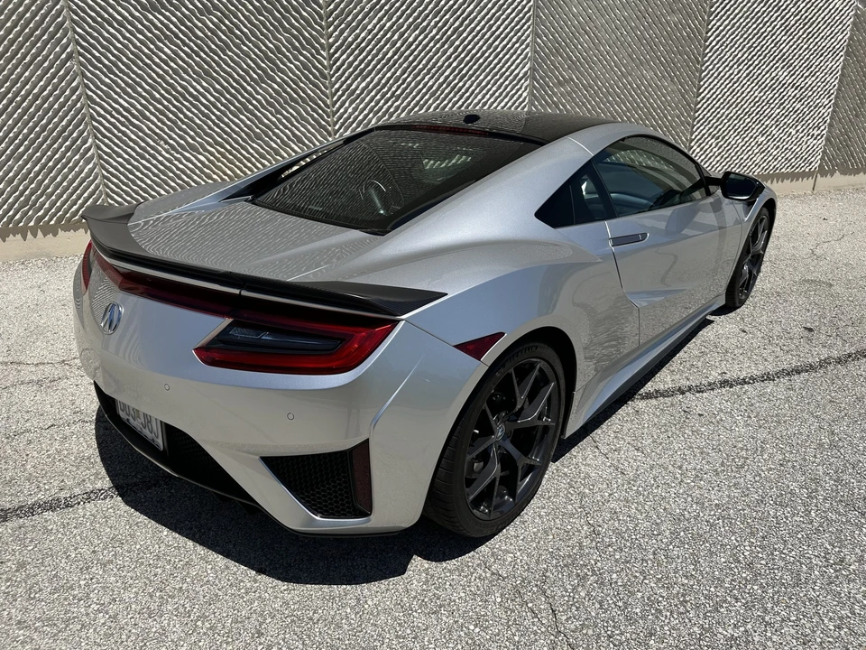 2018 Acura NC1 NSX - Image 12 of 31