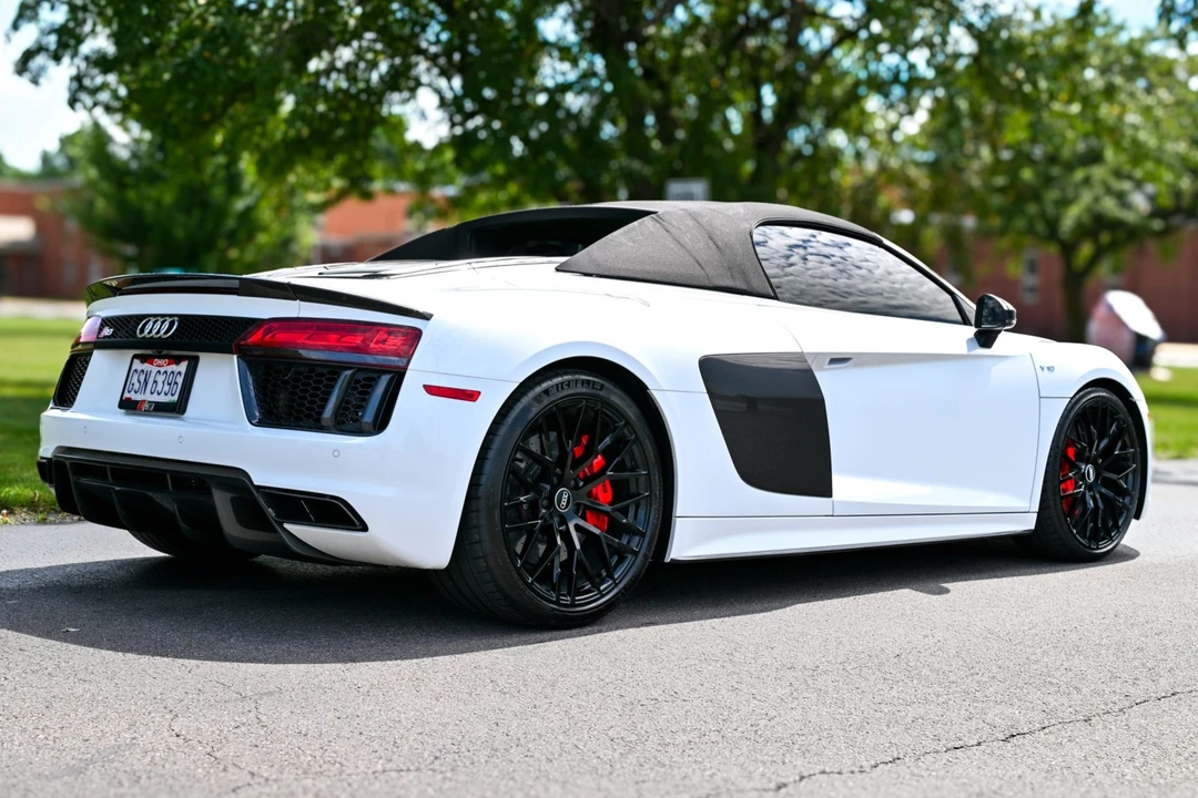 2018 Audi 4S R8 - Image 20 of 31