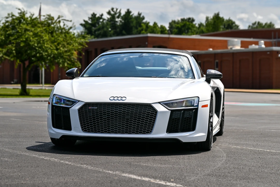 2018 Audi 4S R8 - Image 4 of 31