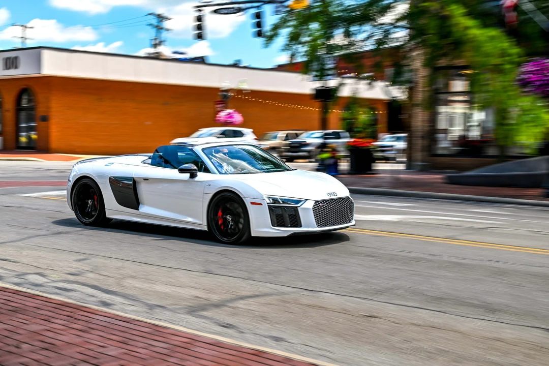 2018 Audi 4S R8 - Image 14 of 31