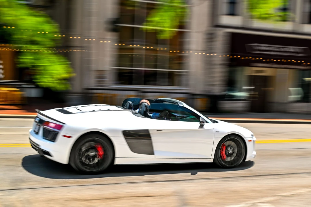 2018 Audi 4S R8 - Image 19 of 31