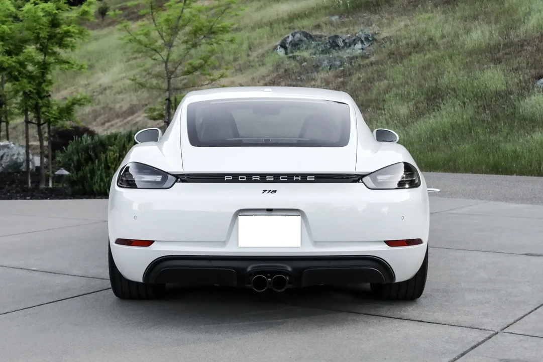 2018 Porsche 718 Cayman GTS - Image 6 of 6