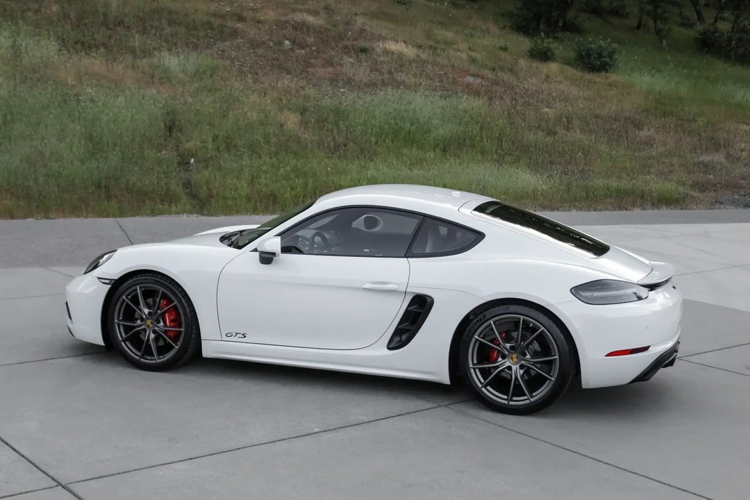 2018 Porsche 718 Cayman GTS - Image 4 of 6