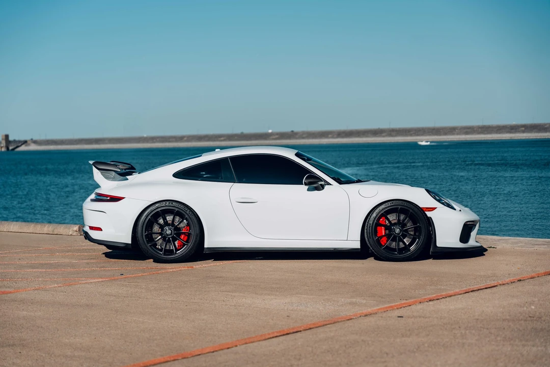 2018 Porsche 991 GT3 - Image 9 of 31