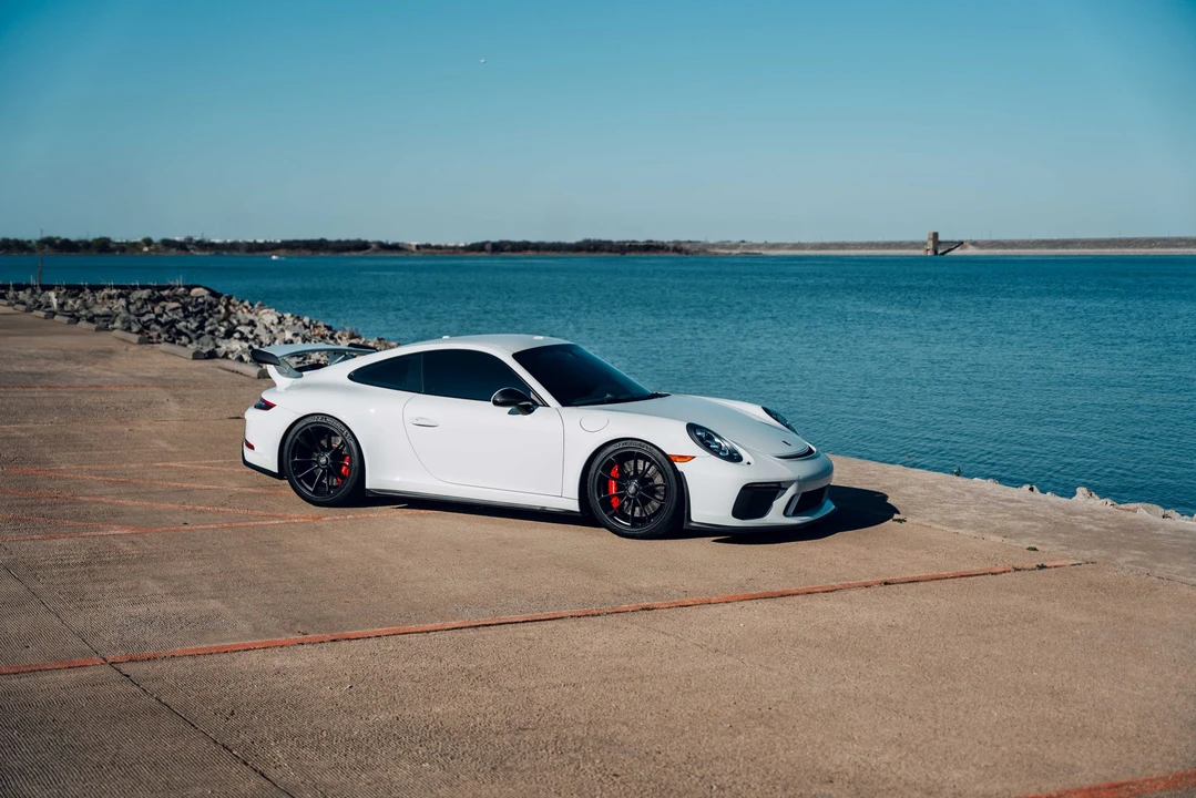 2018 Porsche 991 GT3 - Image 10 of 31