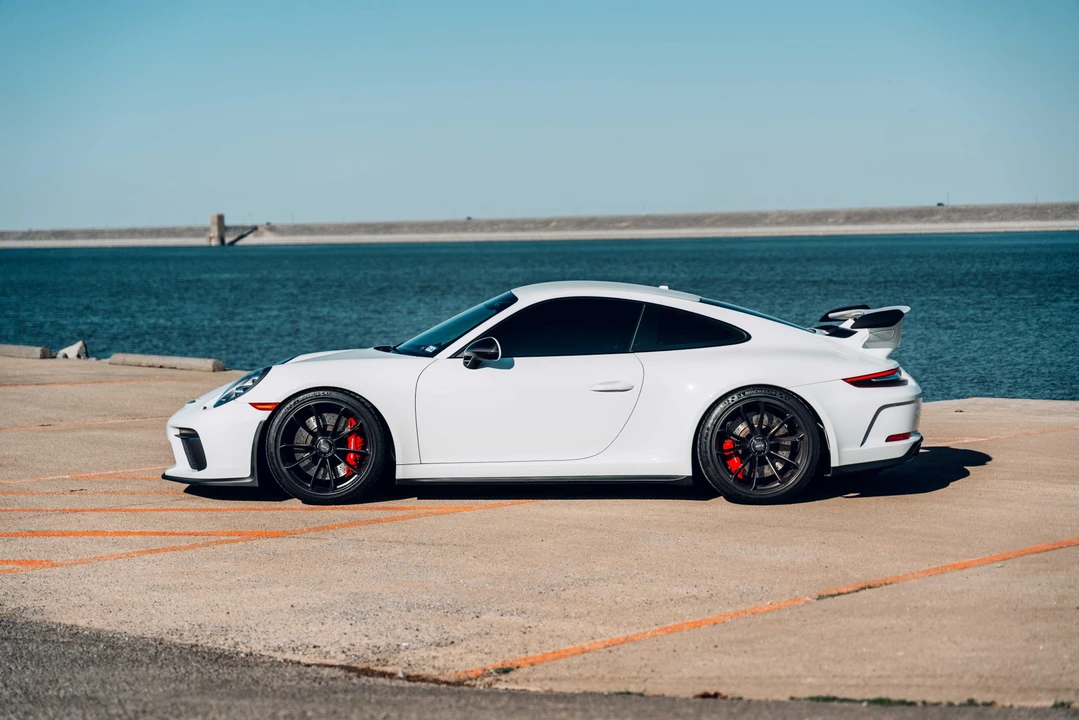 2018 Porsche 991 GT3 - Image 3 of 31