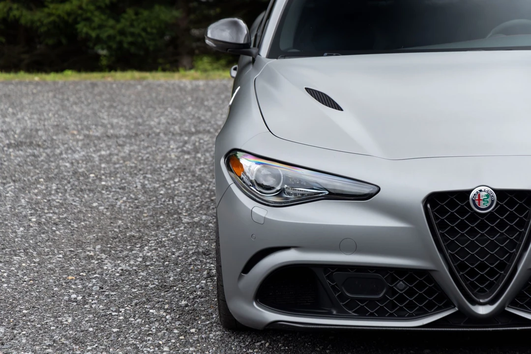 2019 Alfa Romeo Giulia Quadrifoglio - Image 13 of 31