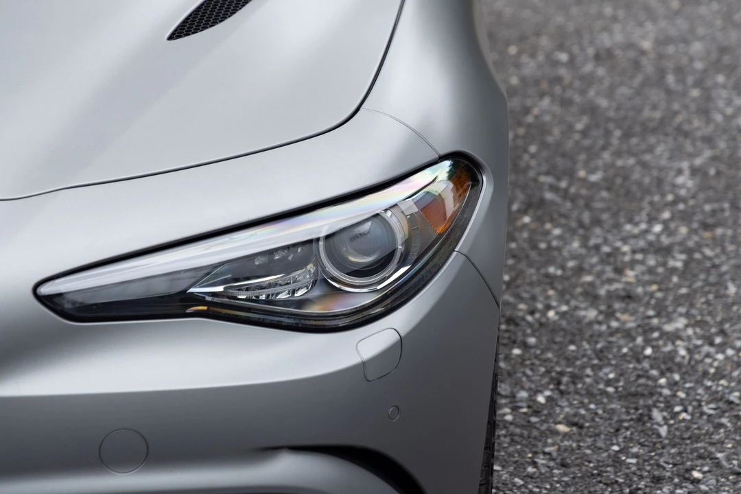 2019 Alfa Romeo Giulia Quadrifoglio - Image 18 of 31