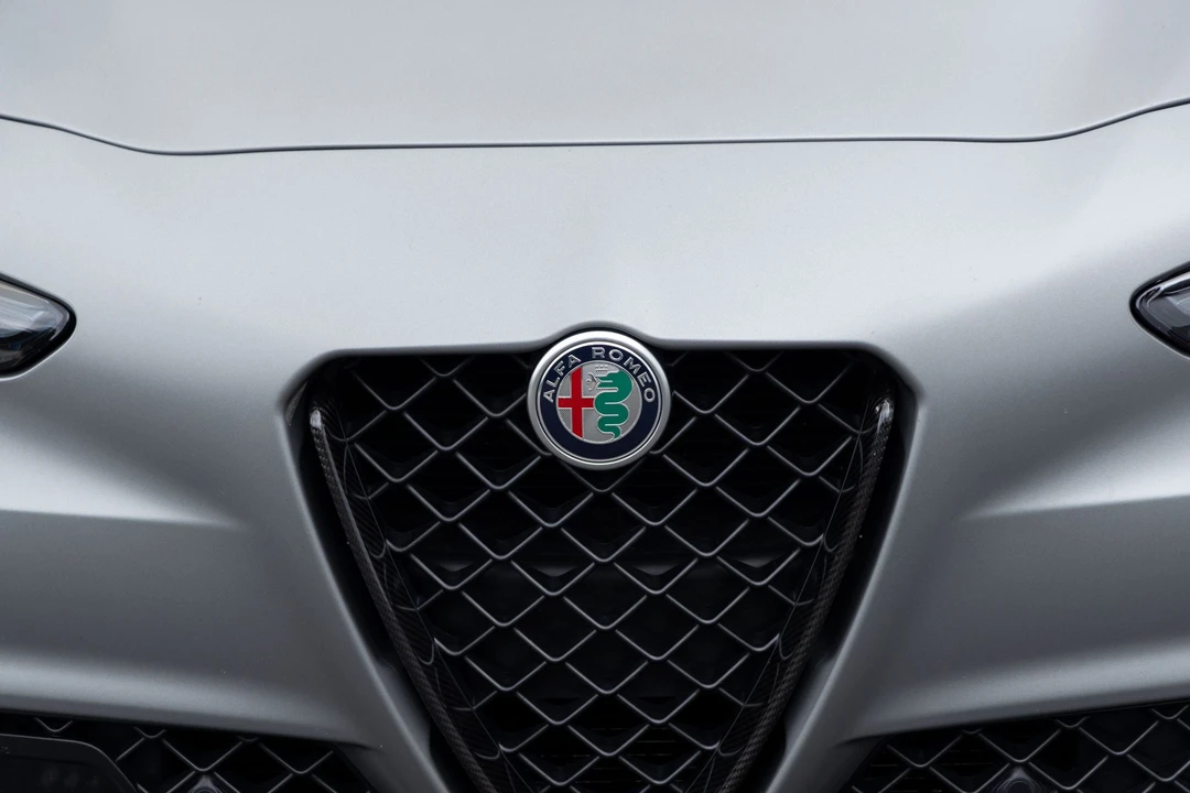 2019 Alfa Romeo Giulia Quadrifoglio - Image 19 of 31