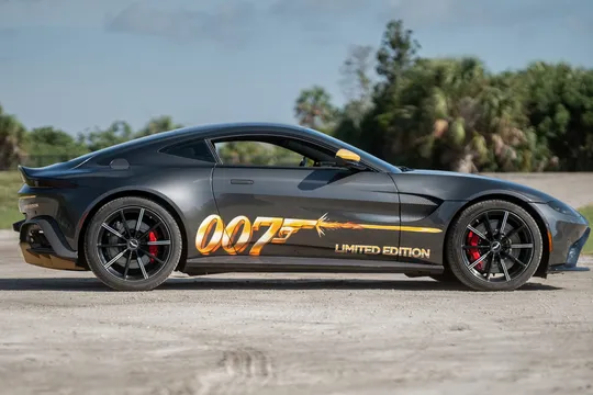 2019 Aston Martin V8 Vantage (2019+) - Image 4 of 31