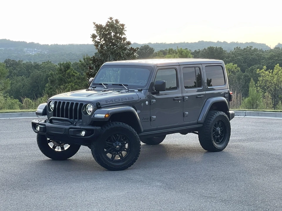 2019 Jeep JL Wrangler - Image 24 of 31