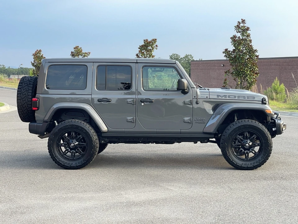2019 Jeep JL Wrangler - Image 9 of 31