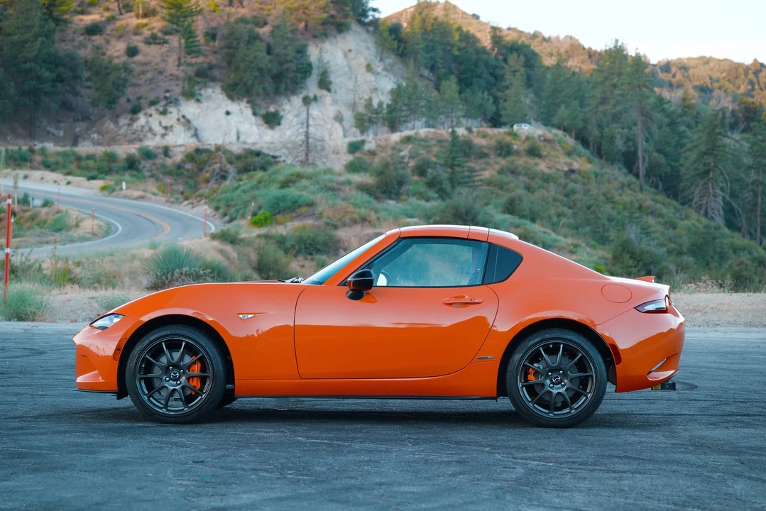 2019 Mazda ND MX-5 Miata - Image 12 of 31
