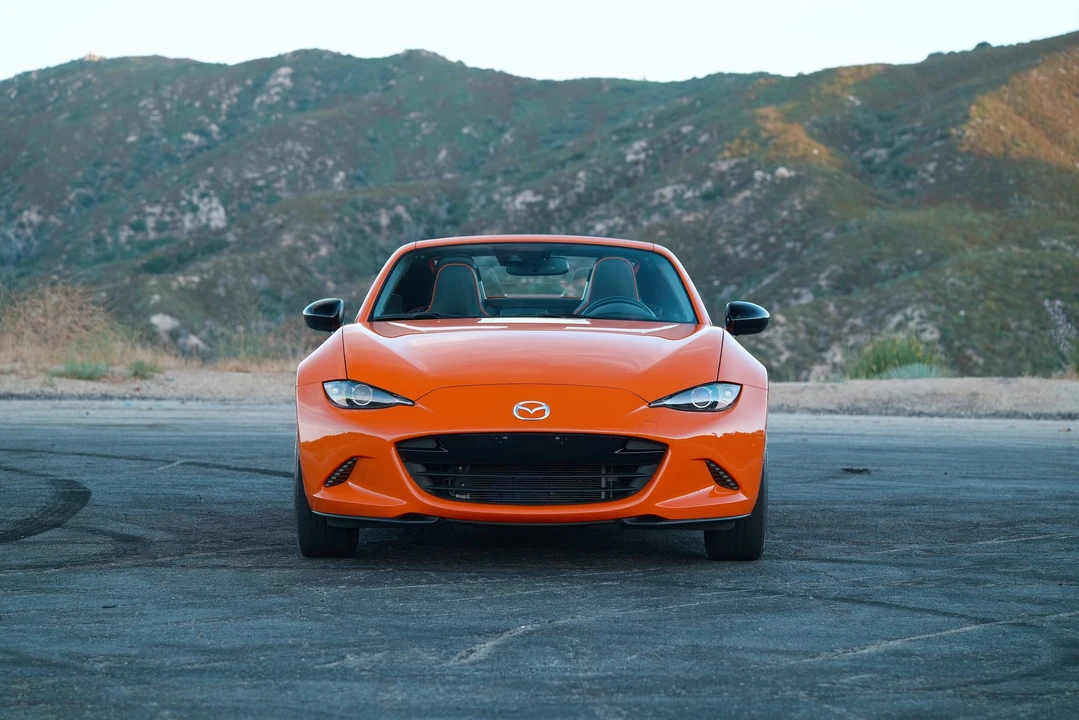 2019 Mazda ND MX-5 Miata - Image 16 of 31